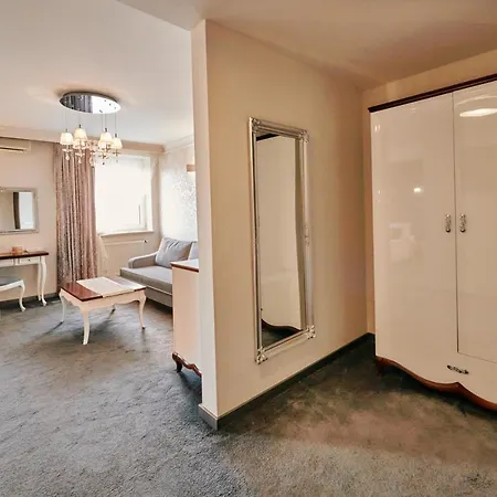 Bialy Dom Henlex Restauracja Poznań