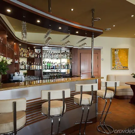 فندق Bialy Dom Henlex Restauracja