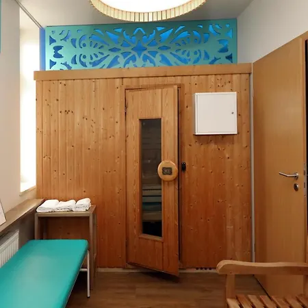 Bialy Dom Henlex Restauracja Hotel Poznaň