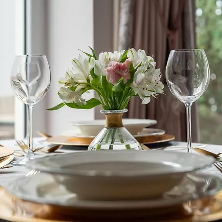 Hotel Bialy Dom Henlex Restauracja Poznan