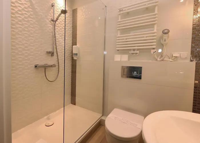 Szálloda Bialy Dom Henlex Restauracja