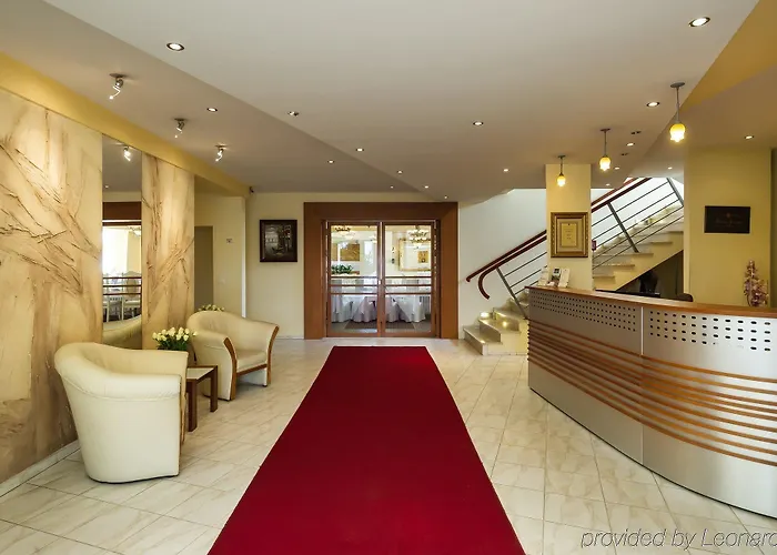 Bialy Dom Henlex Restauracja Szálloda Poznań