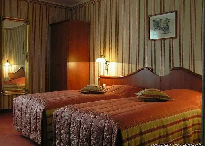 Bialy Dom Henlex Restauracja 3*